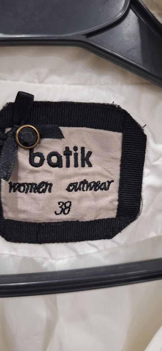 Düğmeli Beyaz Keten Kadın Ceket — görsel 10/11