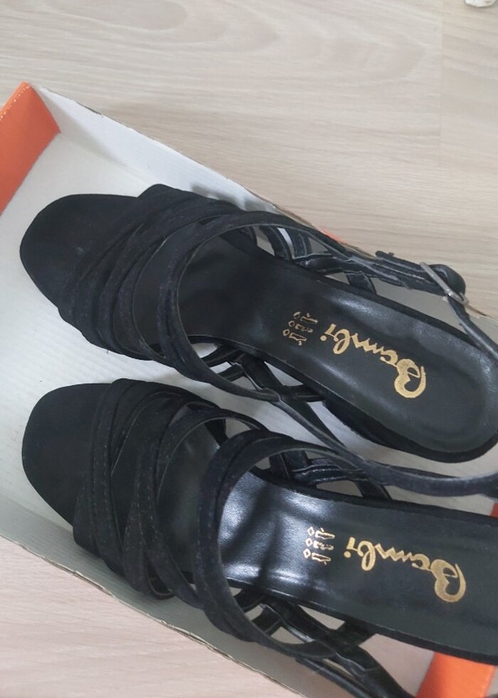 Topuklu ayakkabı  - Görsel 4