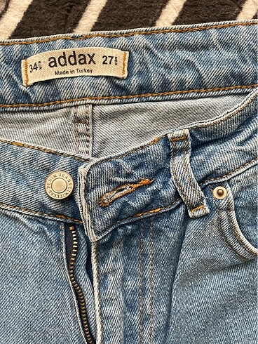 Mom jeans