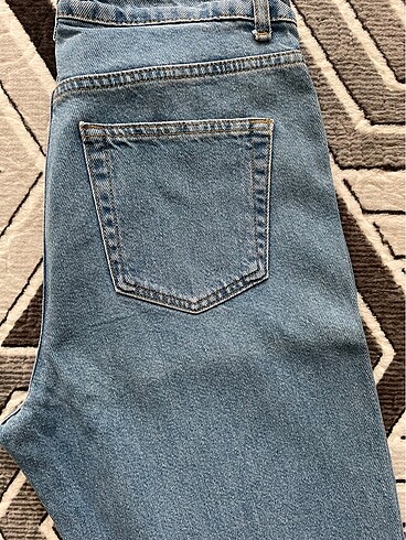 27 Beden mavi Renk Mom jeans