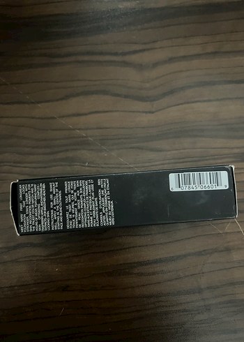 NARS Bej Sıvı Fondöten - Görsel 3