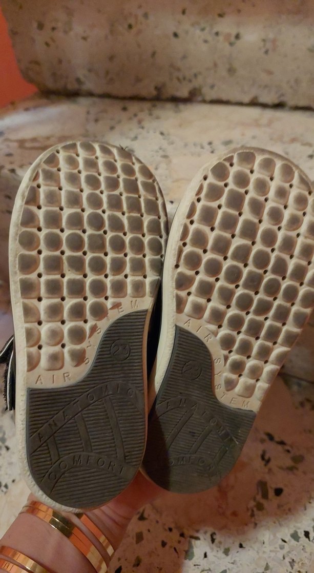 Kız Çocuk Siyah Rugan Babet Ayakkabı - Görsel 3