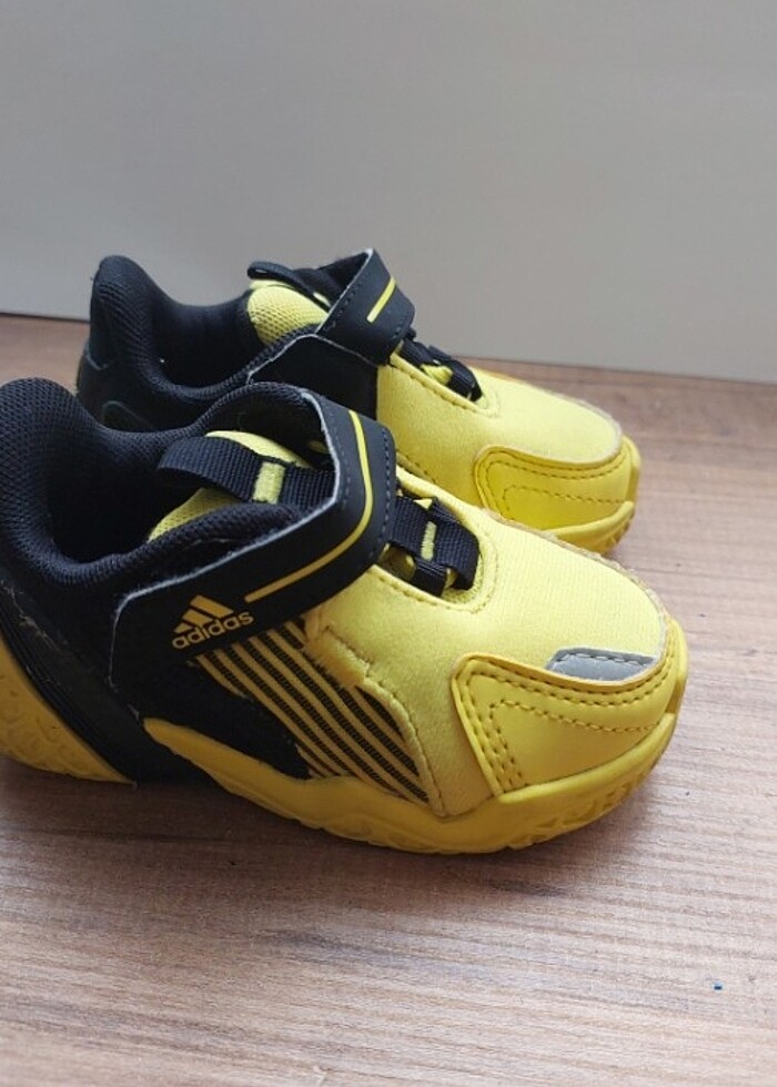 Orjinal Adidas 20 numara atakkabi - Görsel 3