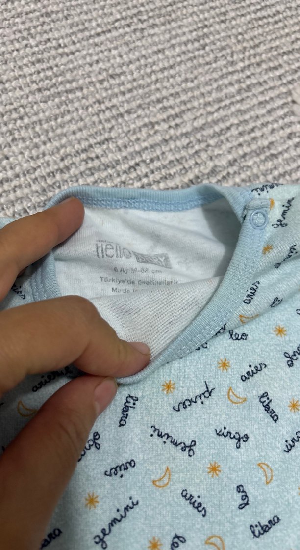 Mavi V Yaka Örme Bebek Badisi - Görsel 2