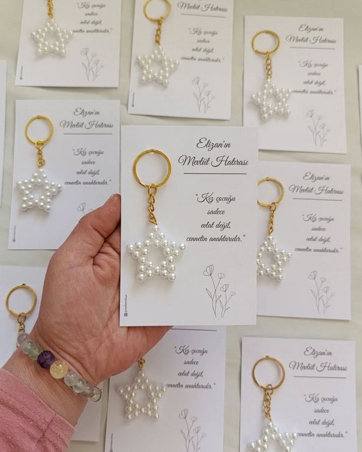 İnci Boncuklu Beyaz Anahtarlık - Görsel 2