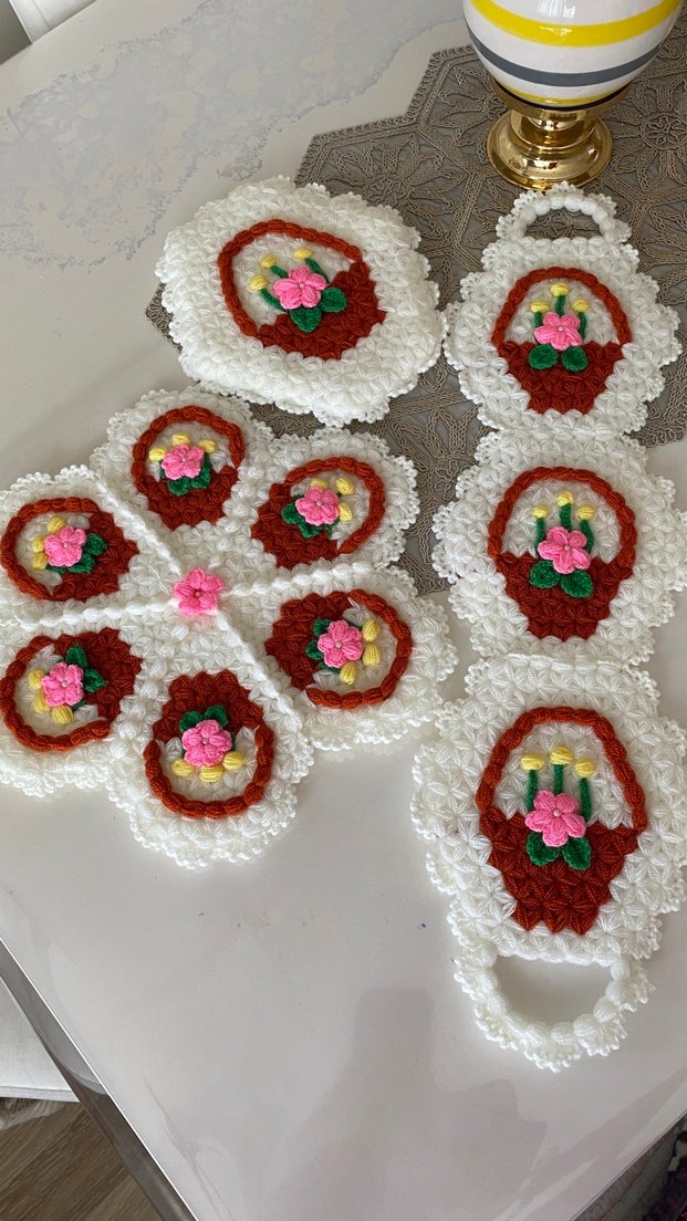 El Örgüsü Çiçekli Sepet Motifli Çeyizlik Lif - Görsel 2