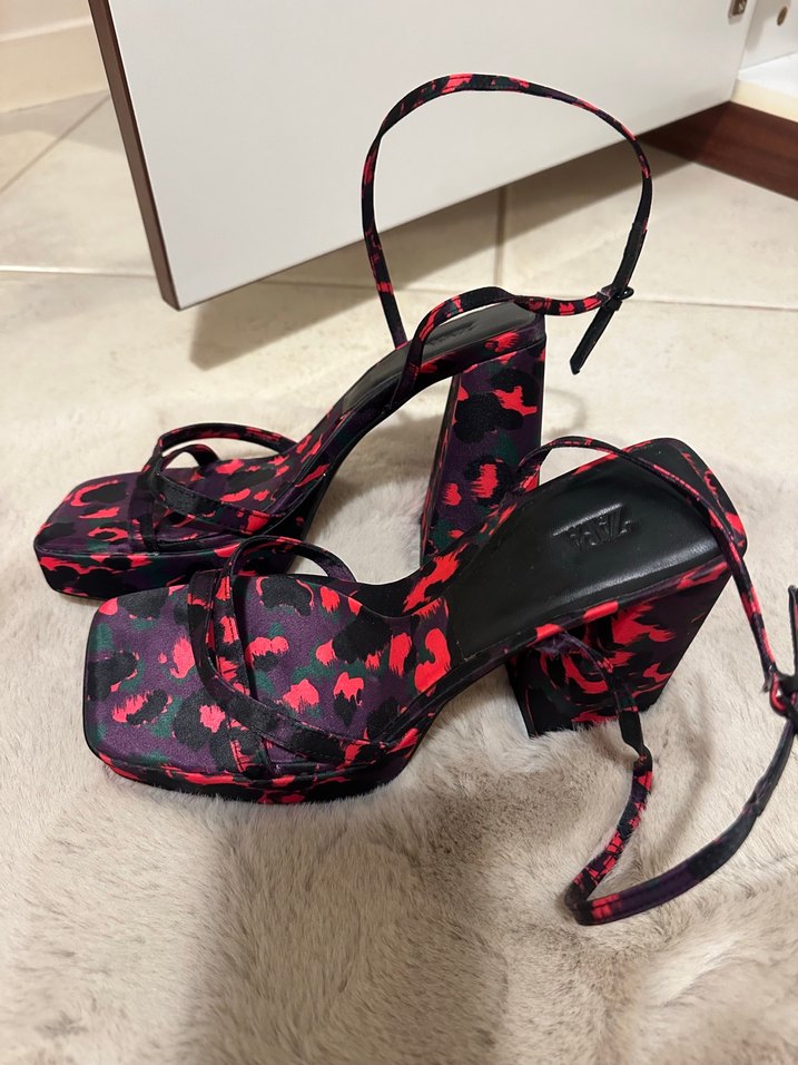 Kadın Çok Renkli Bağcıklı Platform Topuklu Sandalet - Görsel 3