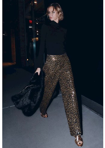 Zara hayvan desenli pullu straight pantolon - Görsel 5