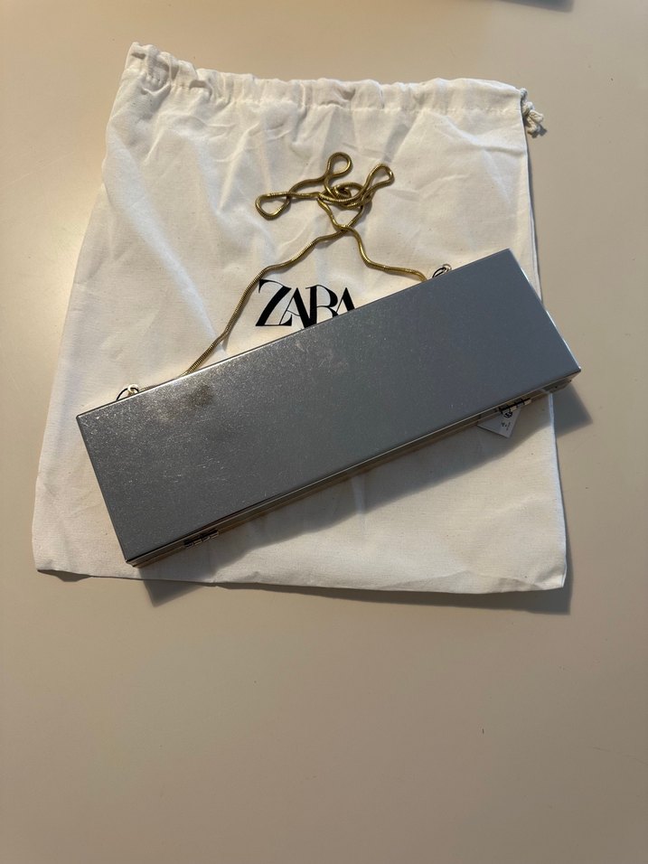 Zara çift taraflı sert metalik clutch - Görsel 2