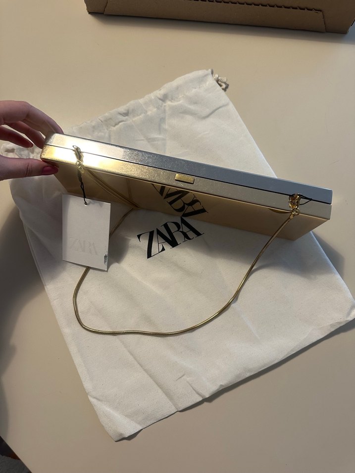 Zara çift taraflı sert metalik clutch - Görsel 3