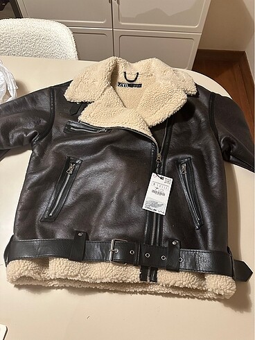 Zara çift taraflı içi kürklü biker ceket mont