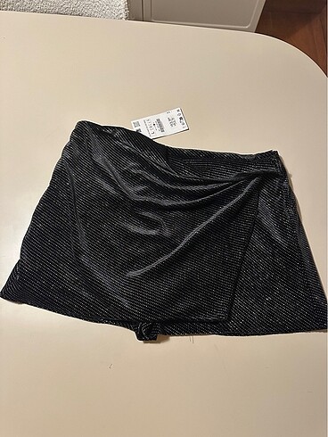 Zara parlak taşlı şort etek