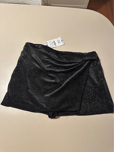 Zara Zara parlak taşlı şort etek