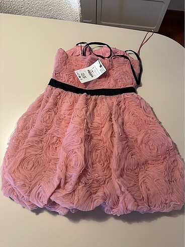 Zara çiçek dokulu elbise