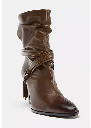 Zara viral %100 deri püsküllü bot - Görsel 8