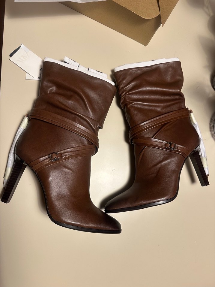 Zara viral %100 deri püsküllü bot - Görsel 2