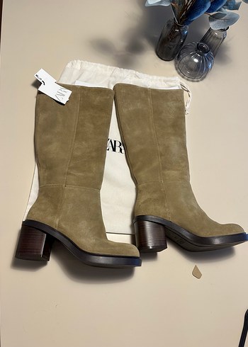 Zara %100 deri süet çizme - Görsel 3