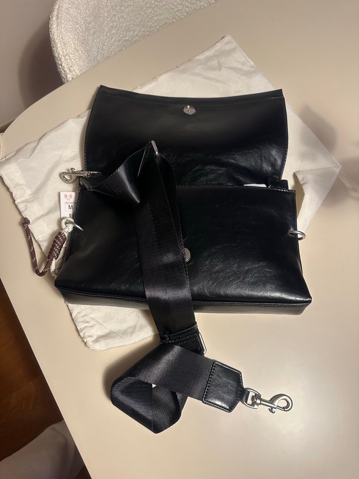 Zara charmlı omuz çantası - Görsel 5