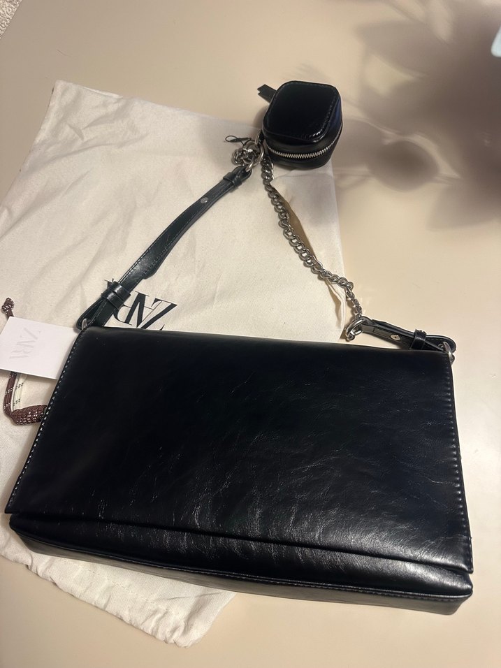 Zara charmlı omuz çantası - Görsel 4