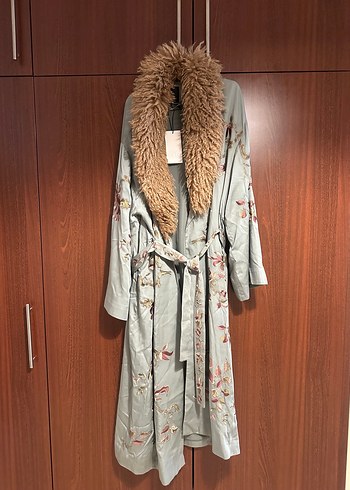 Zw collection nakışlı suni kur k yakalı kimono - Görsel 7