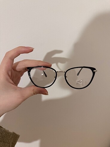 Siyah çerçeve gözlük Cat Eye model