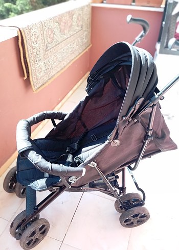 Siyah Baston Bebek Arabası