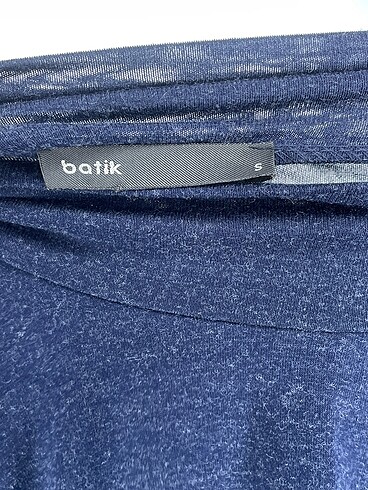 s Beden çeşitli Renk Batik Bluz %70 İndirimli.