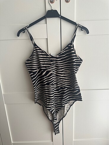 H&M body