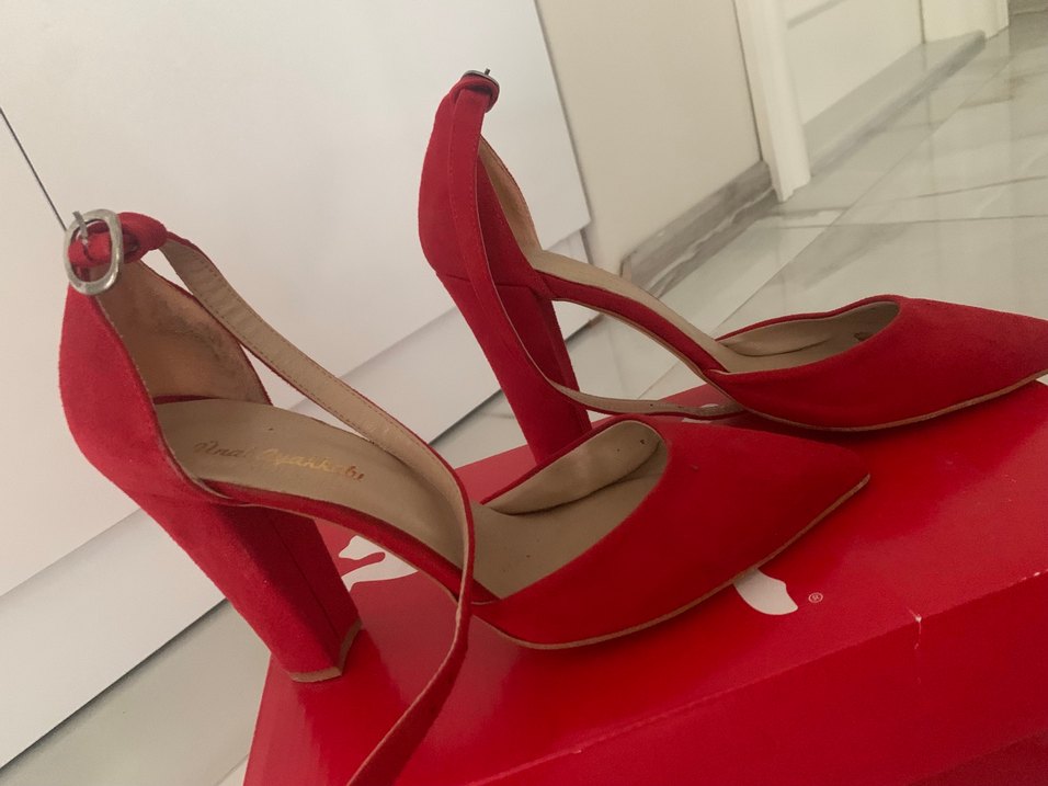 Kırmızı Süet Tokalı Stiletto Kadın Topuklu - Görsel 2