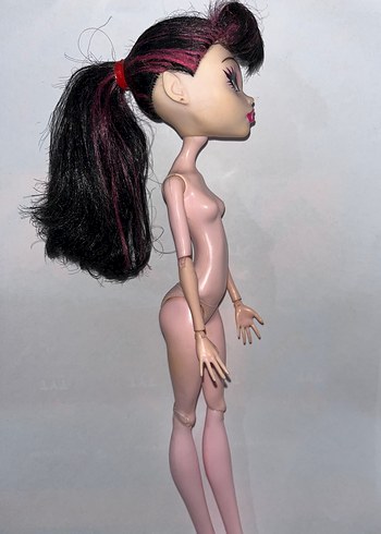 Monster High Draculaura Gen 1 Bebek - Görsel 5