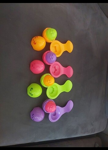 Renkli Yumurta / Tomy Toomies 12 Parça
