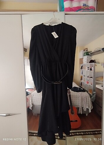s Beden Siyah kısa elbise