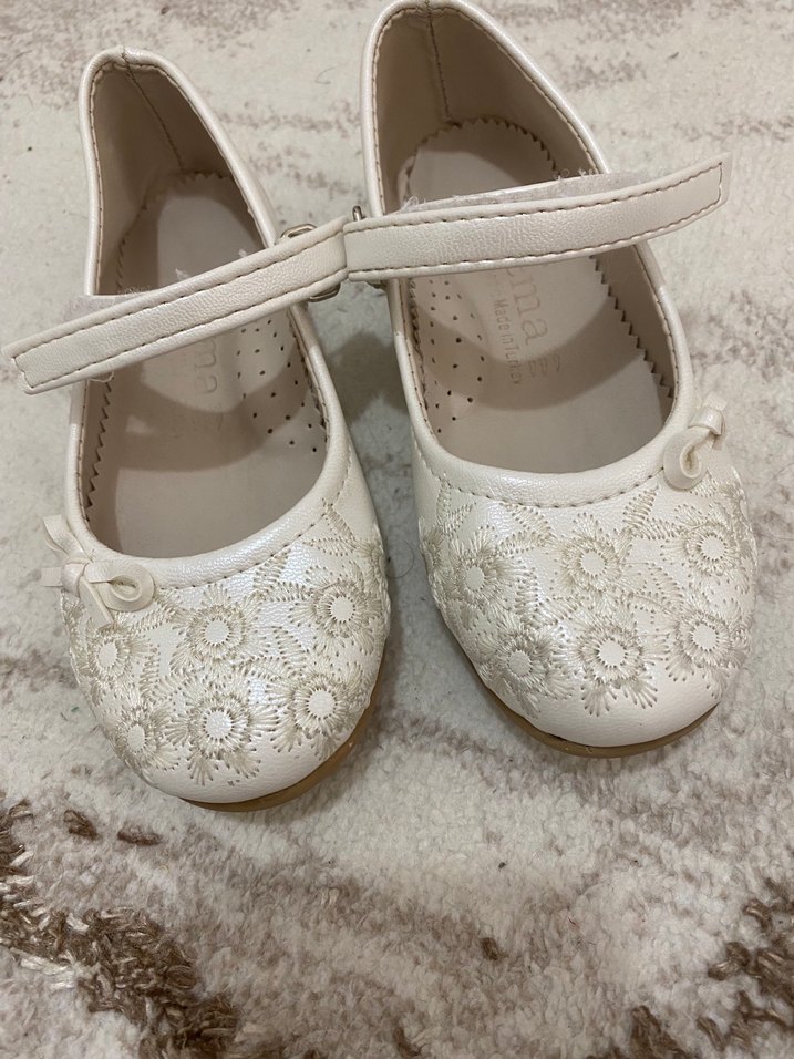 Kız Çocuk Beyaz Nakışlı Babet Ayakkabı - Görsel 2
