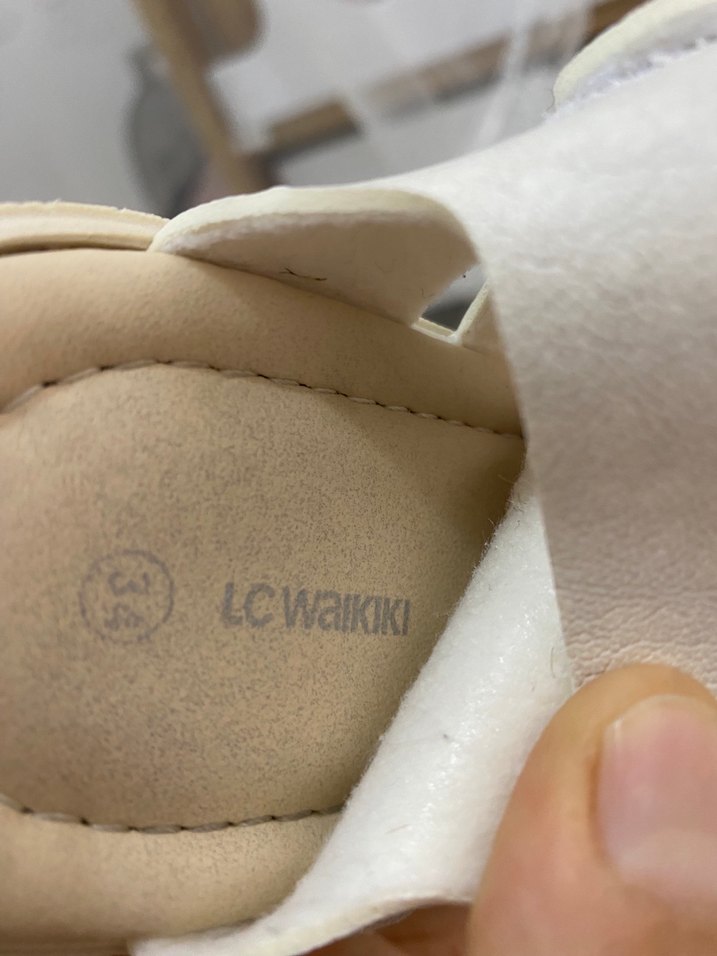 Kız Çocuk Beyaz Tokalı Sandalet - Görsel 3