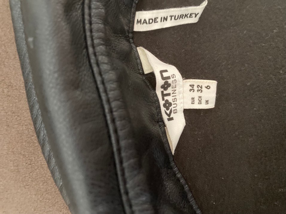 Düğmeli Siyah Gri Kısa Kadın Ceket - Görsel 3