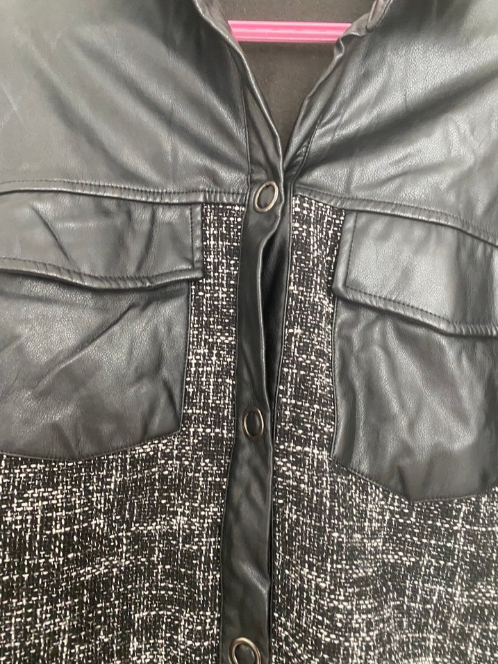 Düğmeli Siyah Gri Kısa Kadın Ceket - Görsel 2