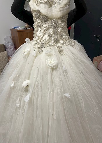 Straplez Parlak Beyaz Prenses Gelinlik - Görsel 5