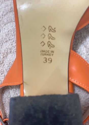 Turuncu Fiyonk Detaylı Blok Topuklu Kadın Stiletto - Görsel 2