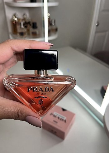 Prada Milano Kadın Parfümü