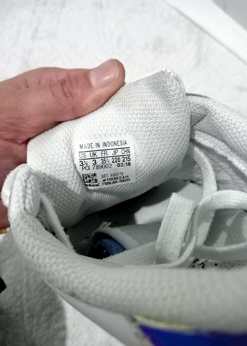 35,5 Beden beyaz Renk Beyaz Adidas Bağcıklı Spor Ayakkabı
