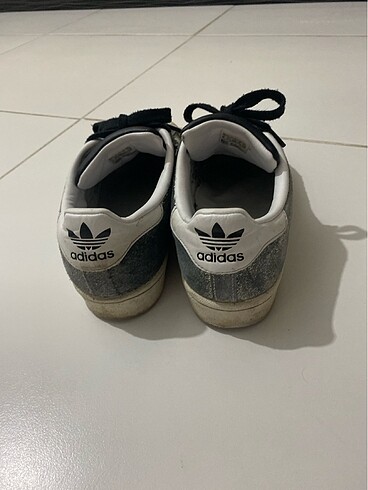 39 Beden Adidas spor ayakkabı 39 numara