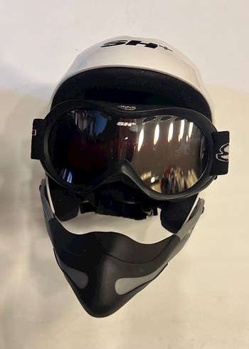 Kask ,Yarış kaskı SH PLUS Marka.
Sıve :56/S
Orjinal İTALYAN Malı - Görsel 7