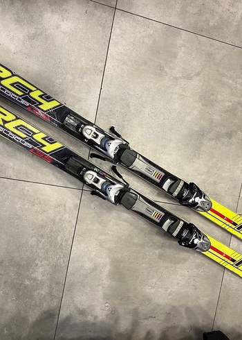 FISCHER Marka Yarış kayağı. 183 cm. - Görsel 2