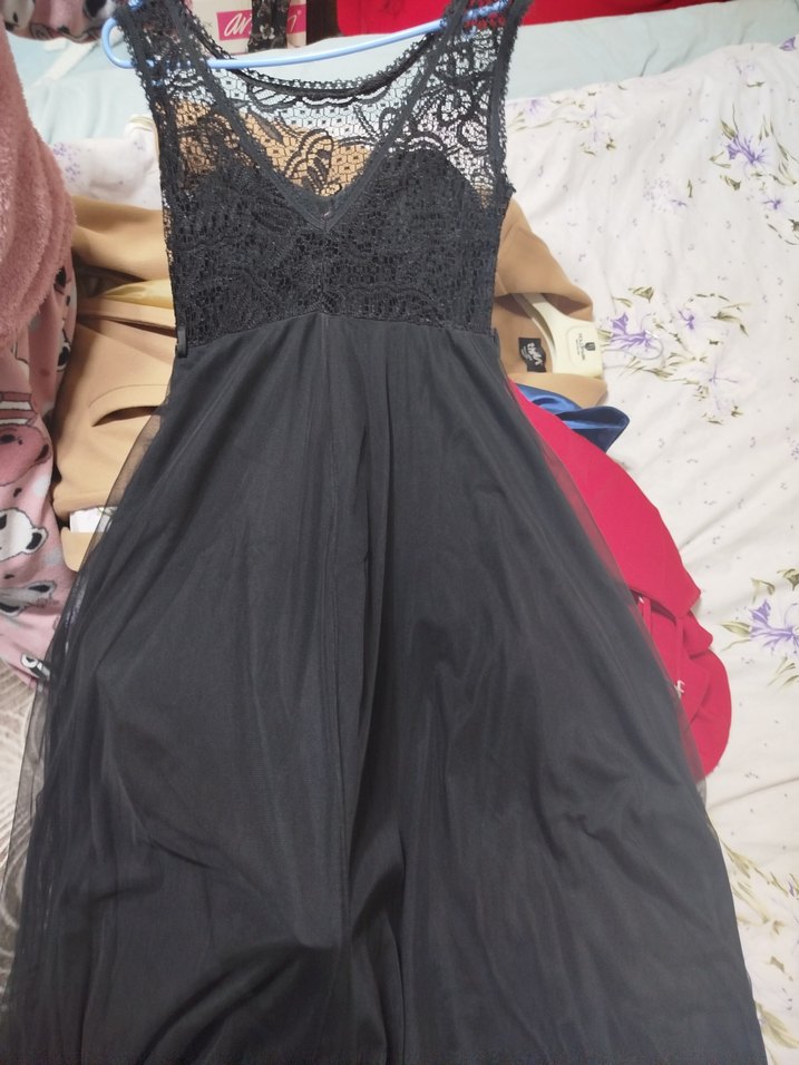 Uzun Siyah Dantel Detaylı Abiye Elbise - Görsel 3