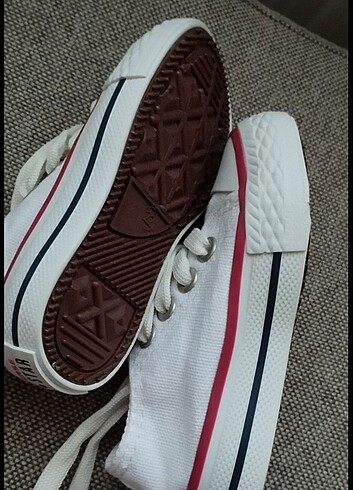 22 Beden Converse 22 Numara