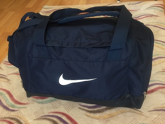 Büyük Nike spor çanta
