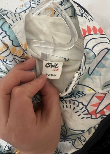 Erkek Çocuk Renkli Baskılı Kapüşonlu Yağmurluk - Görsel 3