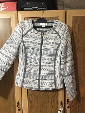 H&M mont