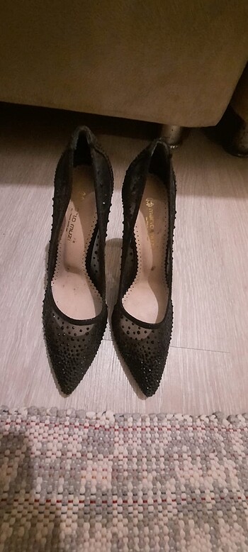 Taşlı stiletto