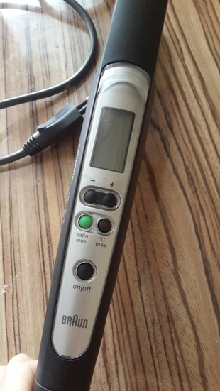 Braun saç düzleştiricısı